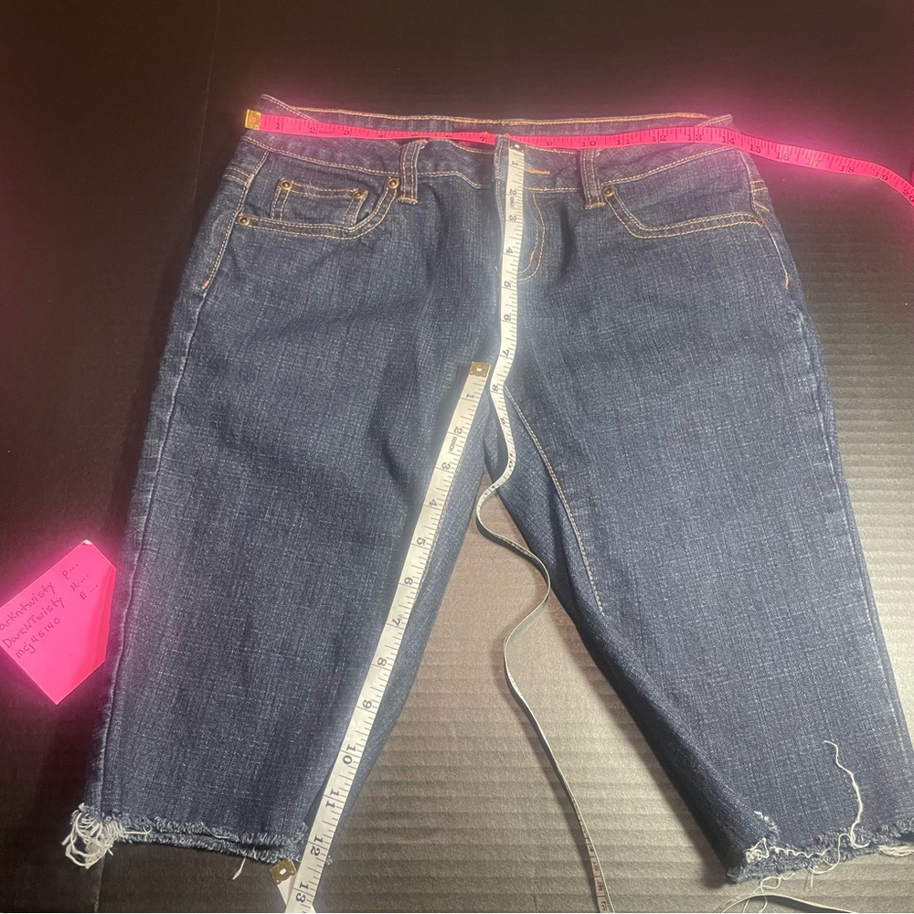Forever 21 Denim cut off Jean shorts 26/2 regular Buy cheap off season! - Picture 2 of 8